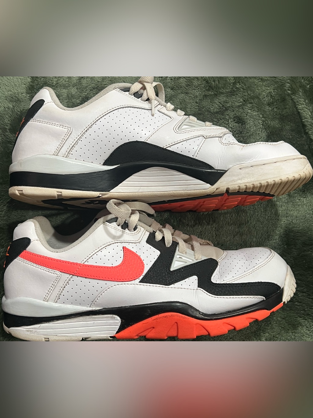Nike Air Cross Trainer 3 Low Sneakers